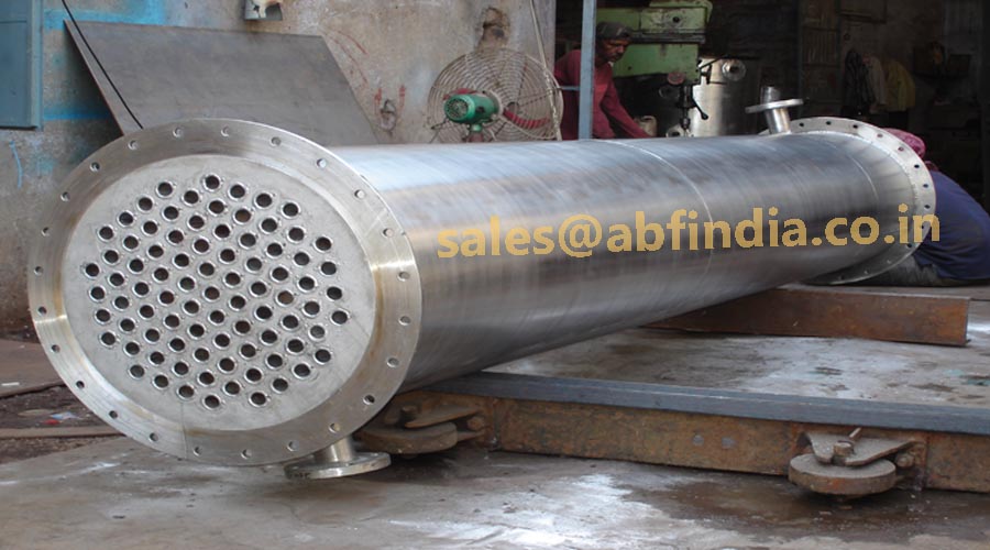 vapor cooling condensaor for resin plant